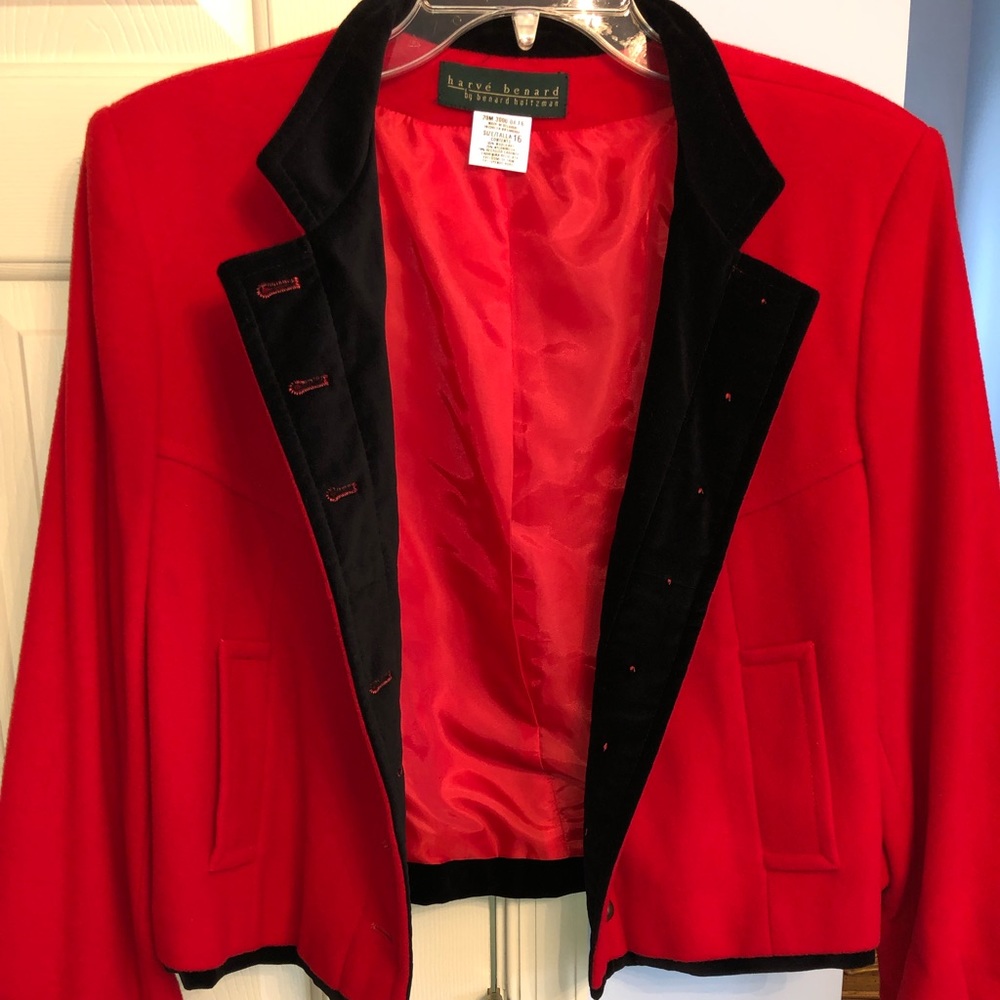 Harvey Bernard Women’s Jacket